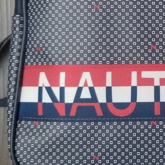 Nautica 13" backpack - Picture 4 of 6